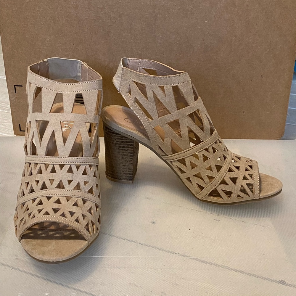 J. Adams Riviera Mule - Picture 2 of 2
